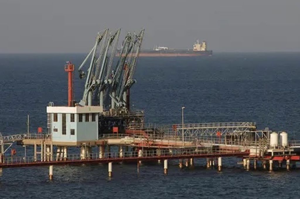 C3B2AD56 541B 41A6 BE65 96C335A87EE6 752d8a53