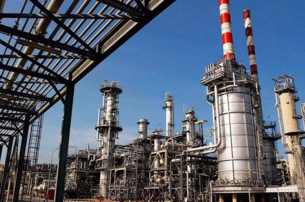 Dangote Refinery in Nigeria in Talks with Libya to Secure Oil