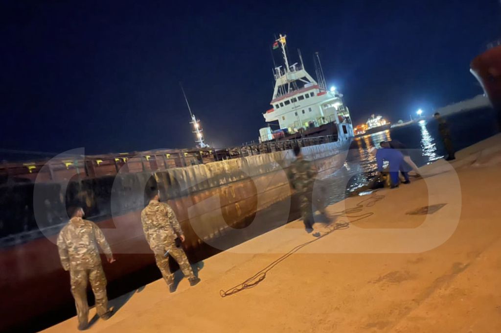 33ABE3CB 014B 4580 94C6 0251BB1F89EC 8c3f1b02