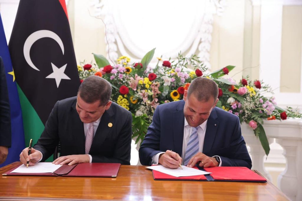 B177AD48 F196 4598 A0D1 602CE85F0725 ef822def