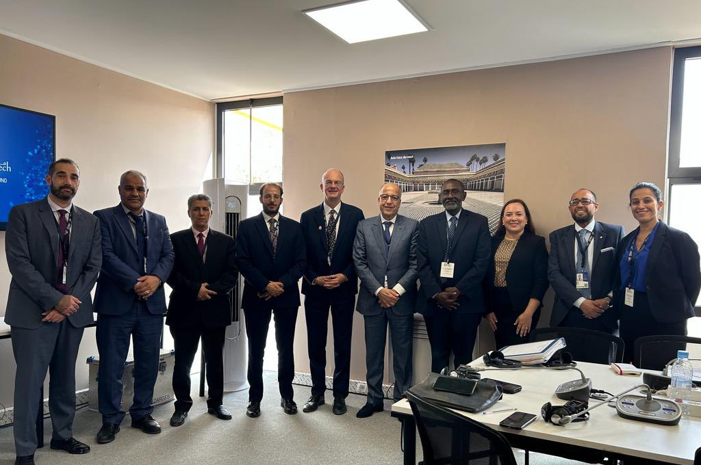 F8ZKt3IXcAA9Czp fbd1ee02