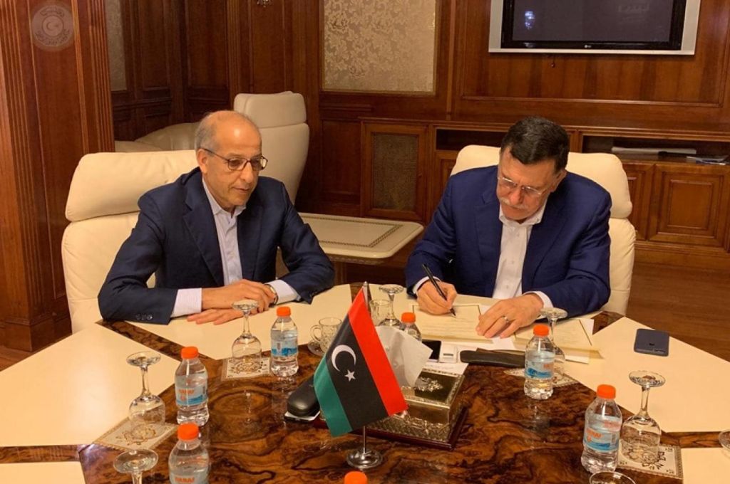 "السراج" يفتتح مركز الاستجابة السريعة لمجابهة جائحة كورونا