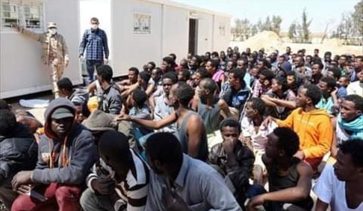 صحيفة فرنسية : إنقاذ أكثر من 200 مهاجر قبالة سواحل ليبيا