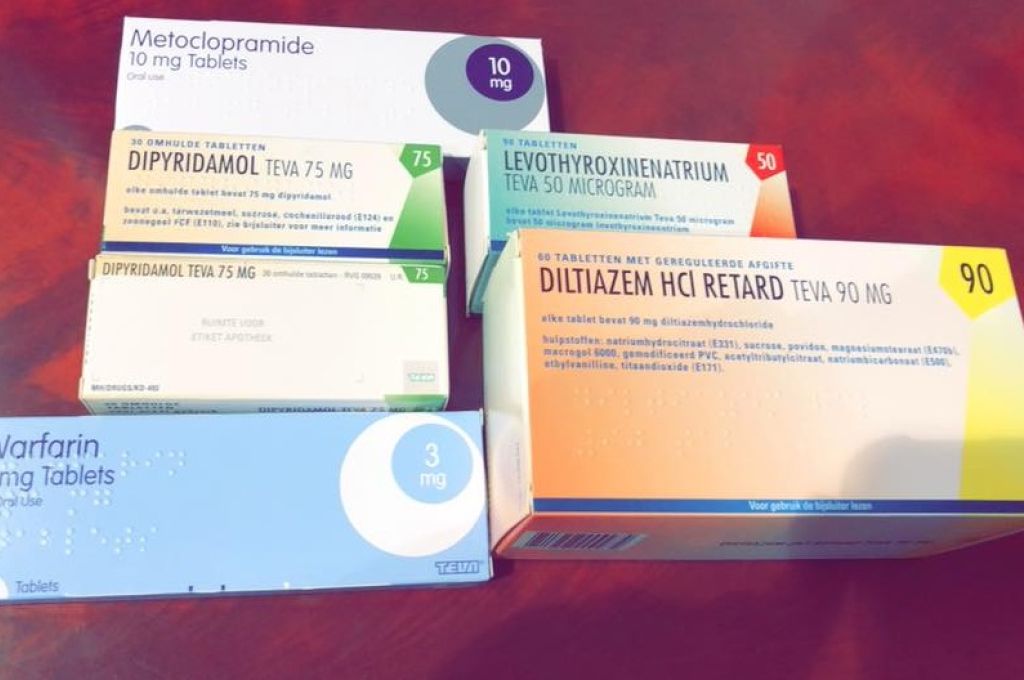 ديوان المحاسبة يكرم المتقاعدين ويخرّج دفعة أوائل الجامعات