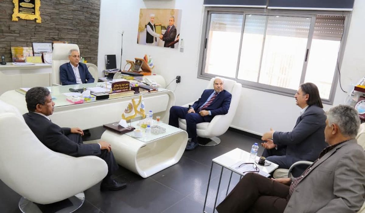 ديوان المحاسبة بالبيضاء يتابع الإجراءات التعاقدية لمشروعات الكهرباء بالمنطقة الشرقية