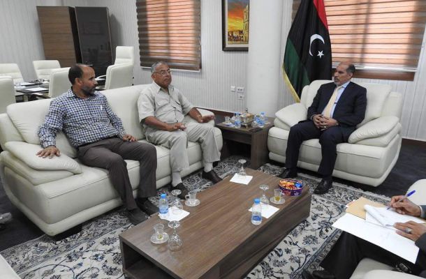 المؤسسة الوطنية للنفط بطرابلس ترحب ببيانات الإدانة وتدعو قيادة الجيش لإعادة مرفأيْ السدرة ورأس لانوف إلى تبعيتها
