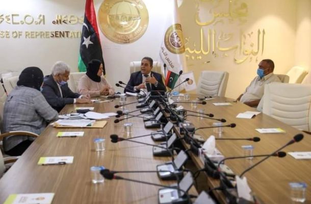 مركزي البيضاء يصدر بيانًا للمصارف التجارية بشأن التعامل مع الظروف الراهنة