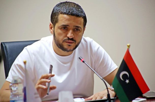 مالية الوحدة الوطنية تطالب مراقبون الخدمات المالية بحفظ الوثائق والبيانات والمعلومات الإدارية والمالية وأرشفتها يدوياً والكترونياً