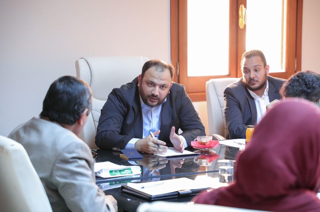 مدير عام الشركة الليبية للخدمات الأرضية يزور محطة مطار الأبرق