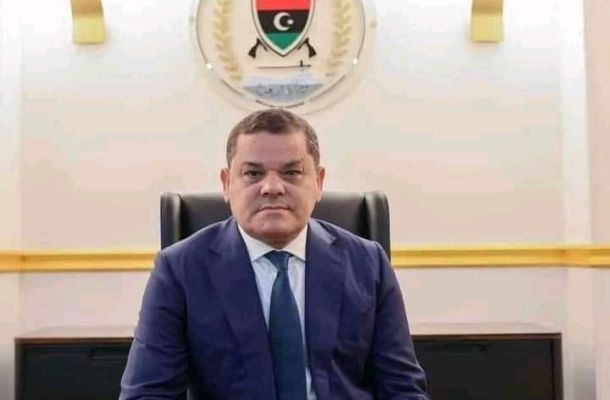 خاص.. فريق السيولة بالمركزي يؤكد حصرياً لصدى تسليم قسم اصدار غريان 12 مليون لفروع التجاري الوطني