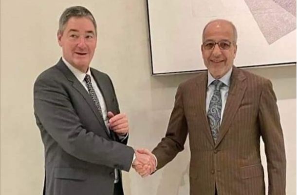 خريجي المعاهد النفطية والعلاوة الحقلية وقرار 67% .. "عون" يجيب على عدة تساؤلات طُرحت عبر منصة وزارة النفط والغاز