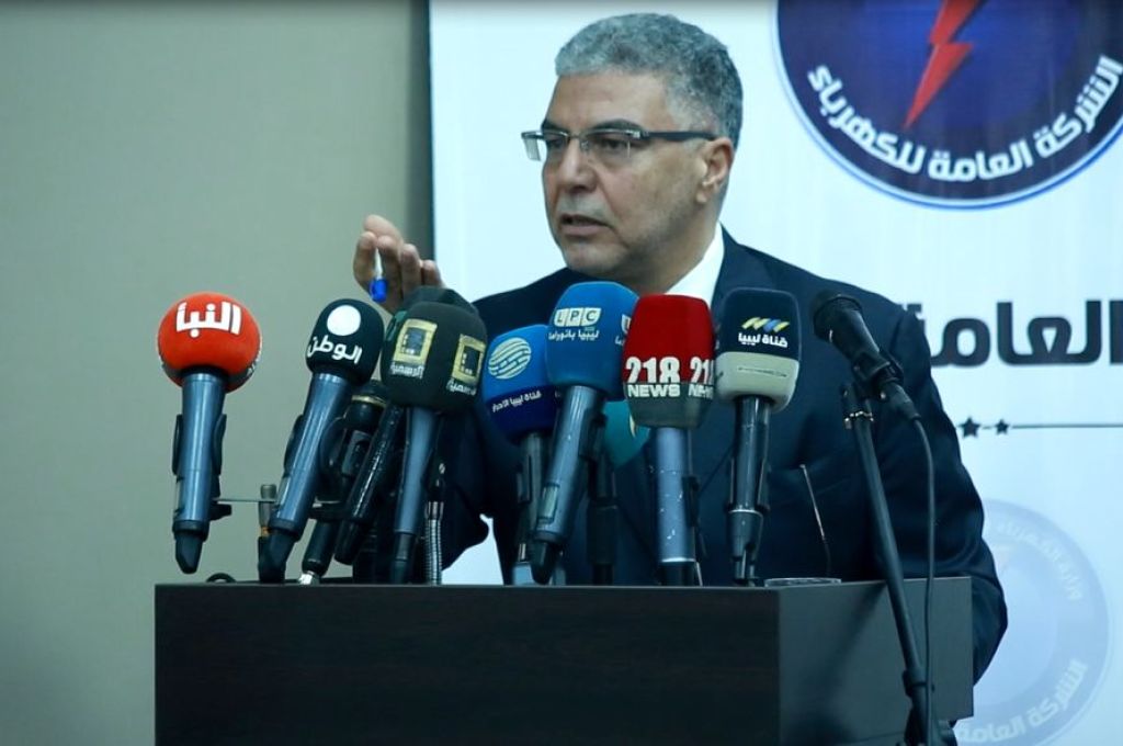معيتيق يناقش كيفية فتح خط الطيران بين ليبيا وايطاليا