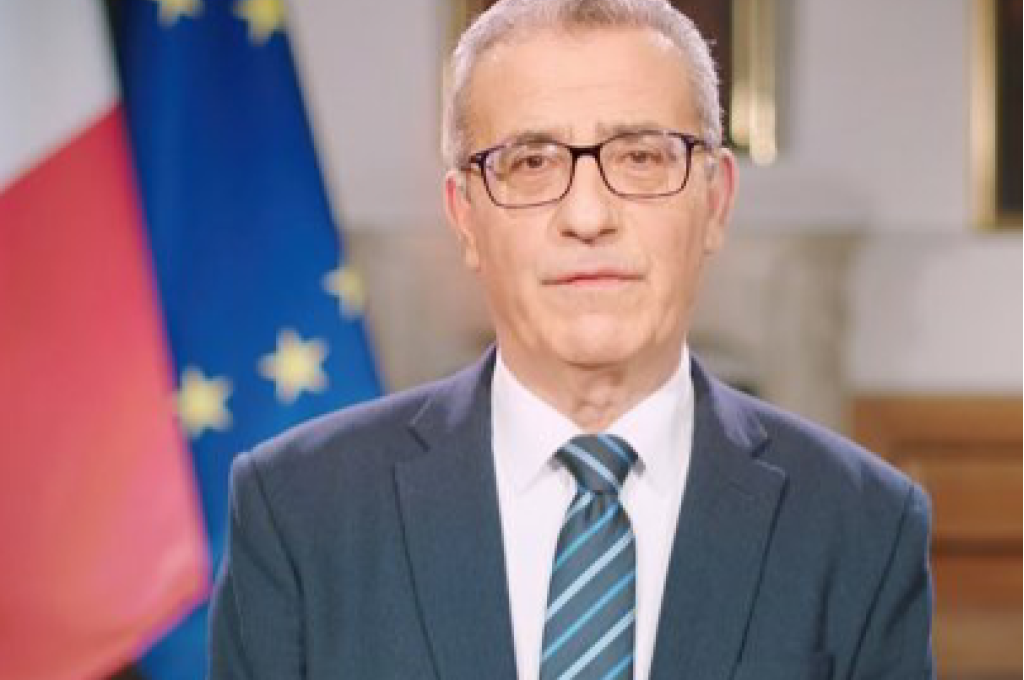 شركة سرت تؤكد السيطرة على تسرب نفطي بحقل زلطن