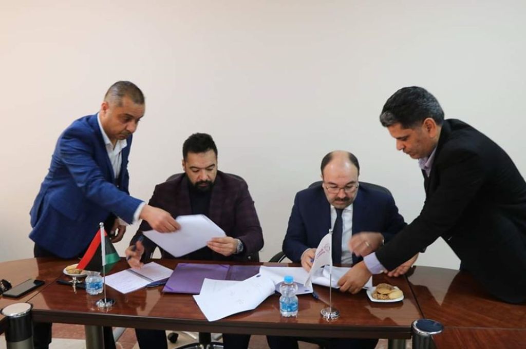 المجلس الرئاسي يصدر بيانا باستئناف حركة الملاحة الجوية بمطار معيتيقة الدولي رغم التهديدات