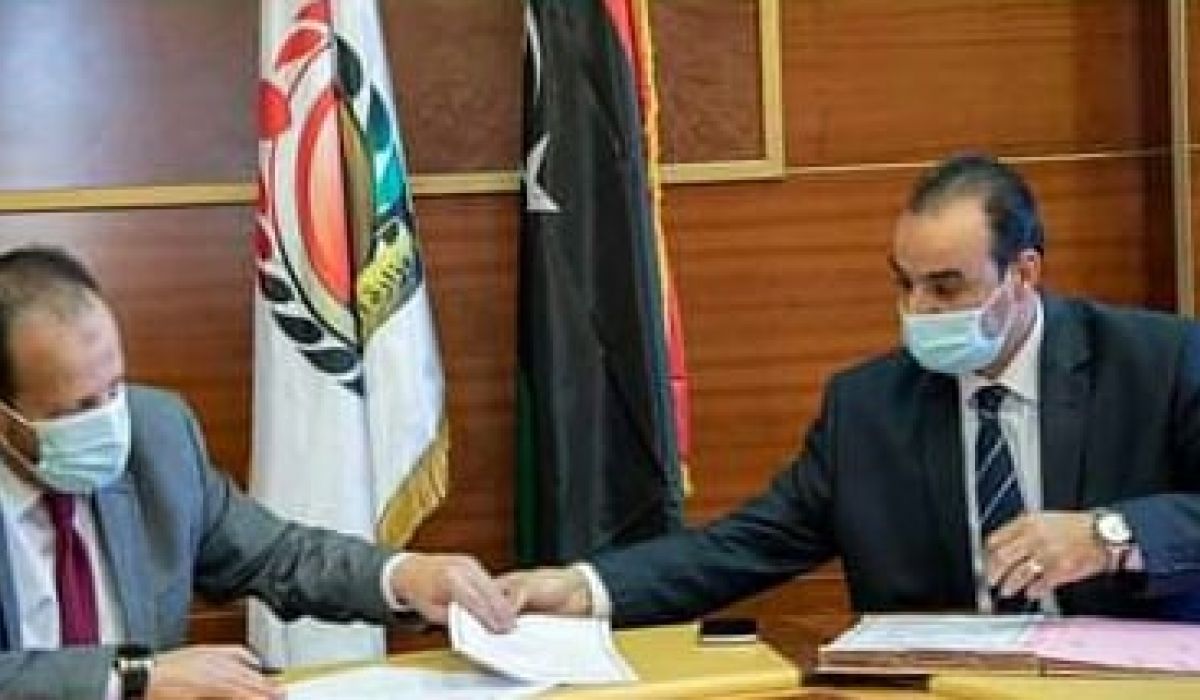 وزير الصحة بحكومة الوحدة الوطنية يستلم مهامه