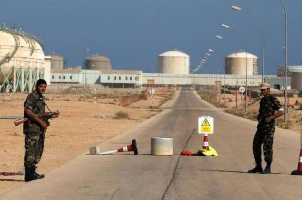 مالية الوفاق تُعلن عن إيقاف قرابة 17 ألف مرتب