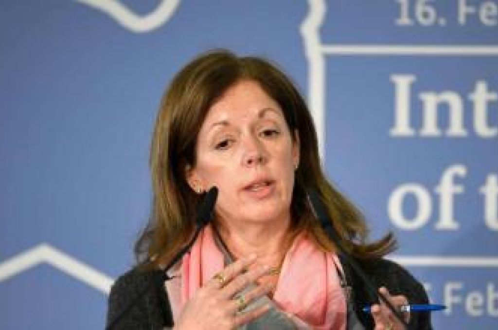 "عاشور": ضمنها سياسة سعر الصرف الحالي.. هذه أبرز المشاكل التي سببت أزمة سيولة حادة بالبنوك