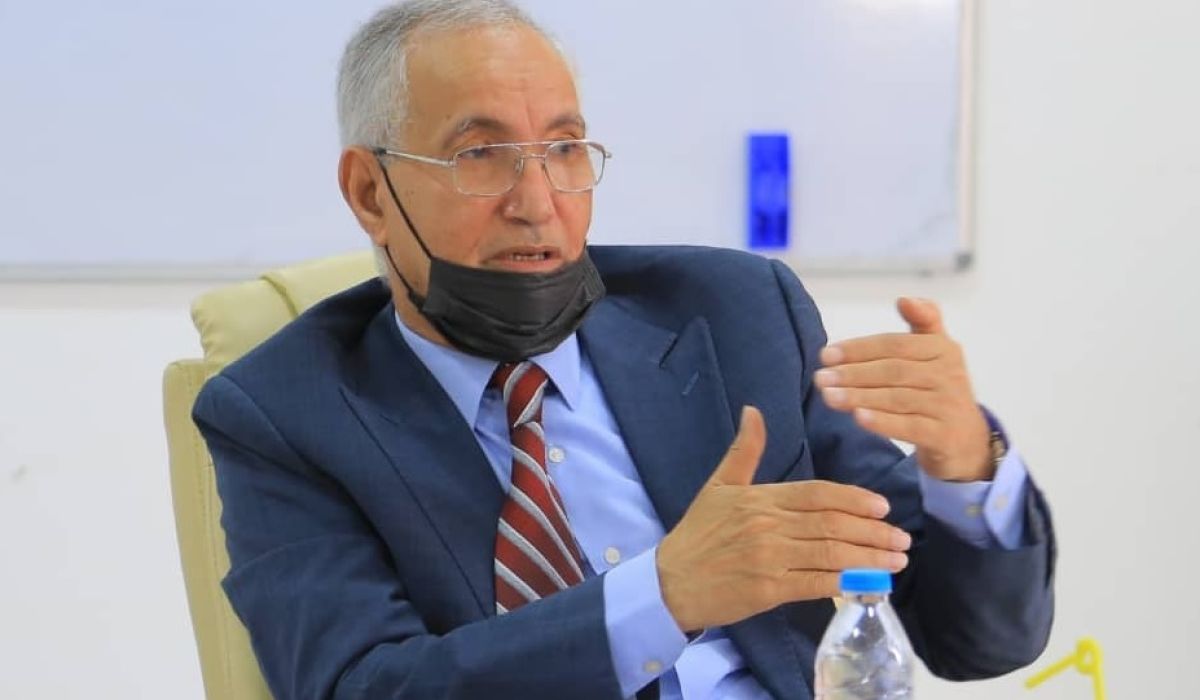 خاص.. "مراجع غيث" يصرح لصدى حيال الكمية الكافية من السيولة للمنطقة الشرقية.. ويوضح تفصيلياً حيال المقاصة