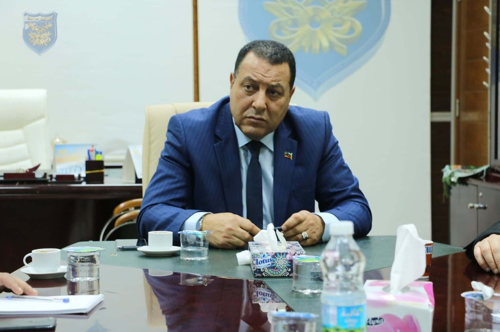 رئيس ديوان المحاسبة يبحث الإجراءات التعاقدية لمشروعات التنمية