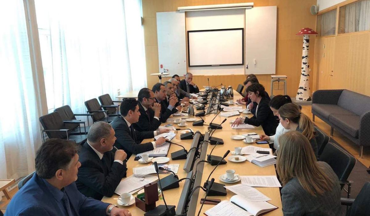 عثمان عبد الجليل يبحث أوجه التعاون بين التعليم والاقتصاد في السويد