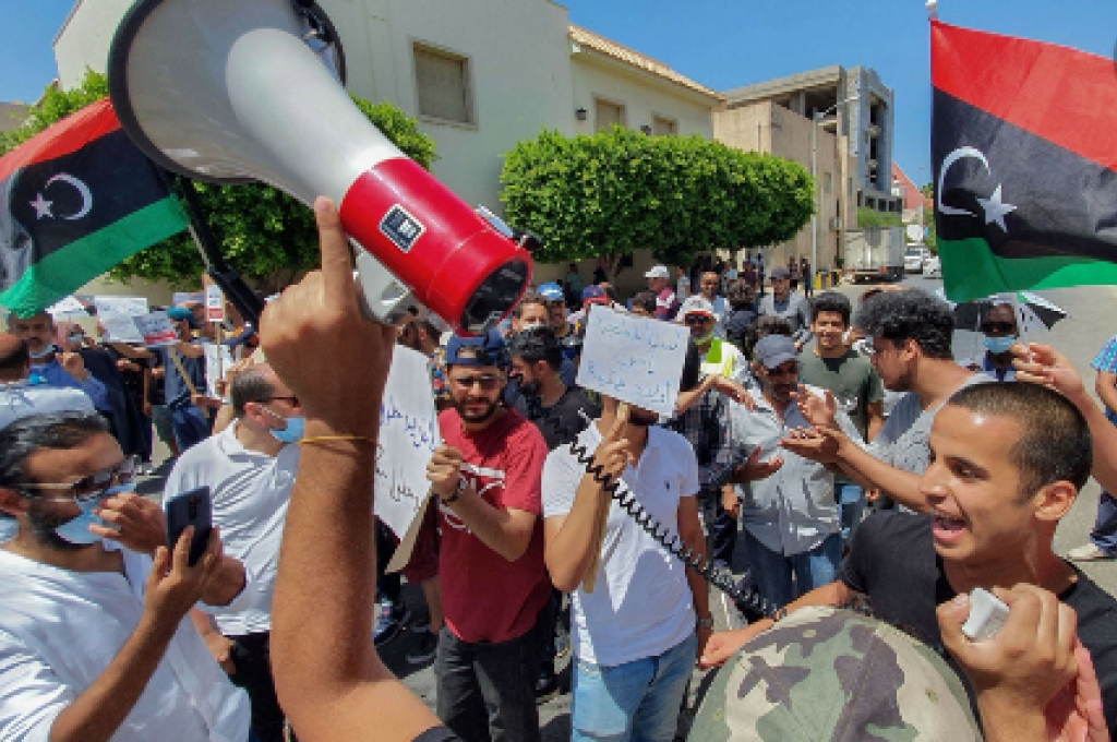 مركز جمارك ميناء بنغازي البحري يضبط مليون قرص من الترامادول