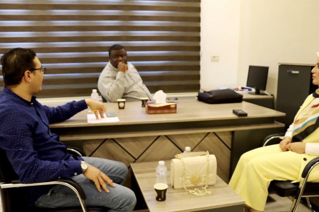 نقابة موظيفي كلية الفنون والإعلام تؤكد الموافقة على زيادة مرتبات موظفي الجامعات