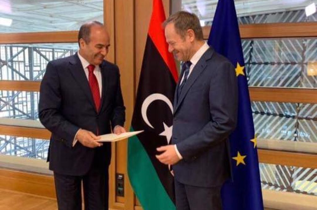 الرئاسي يصدر القرار "48 " بتحديد القوانين في استيراد السيارات للأغراض الشخصية