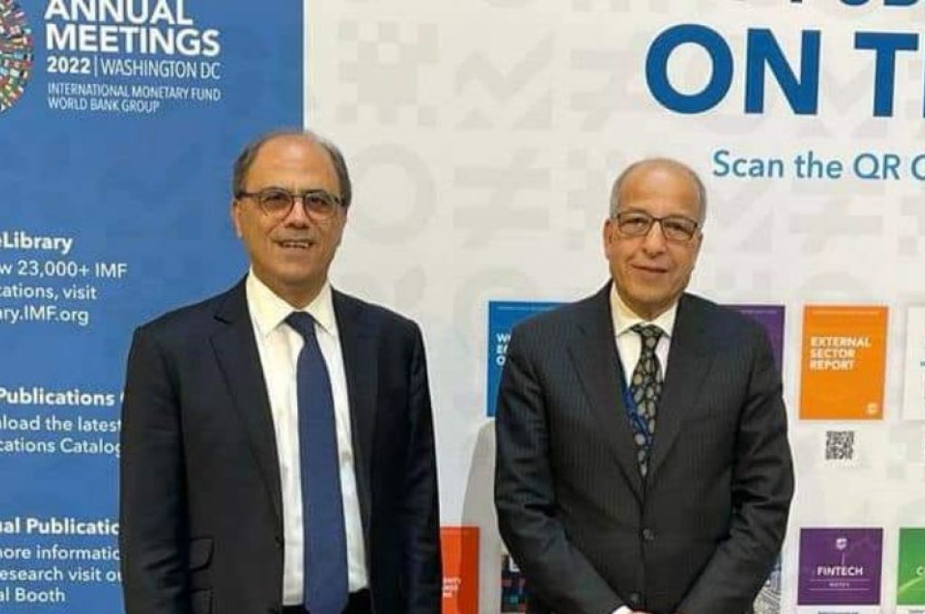 الوطنية للنفط: الإنتاج اليومي من النفط الخام خلال 24 ساعة مليون و212 ألف برميل