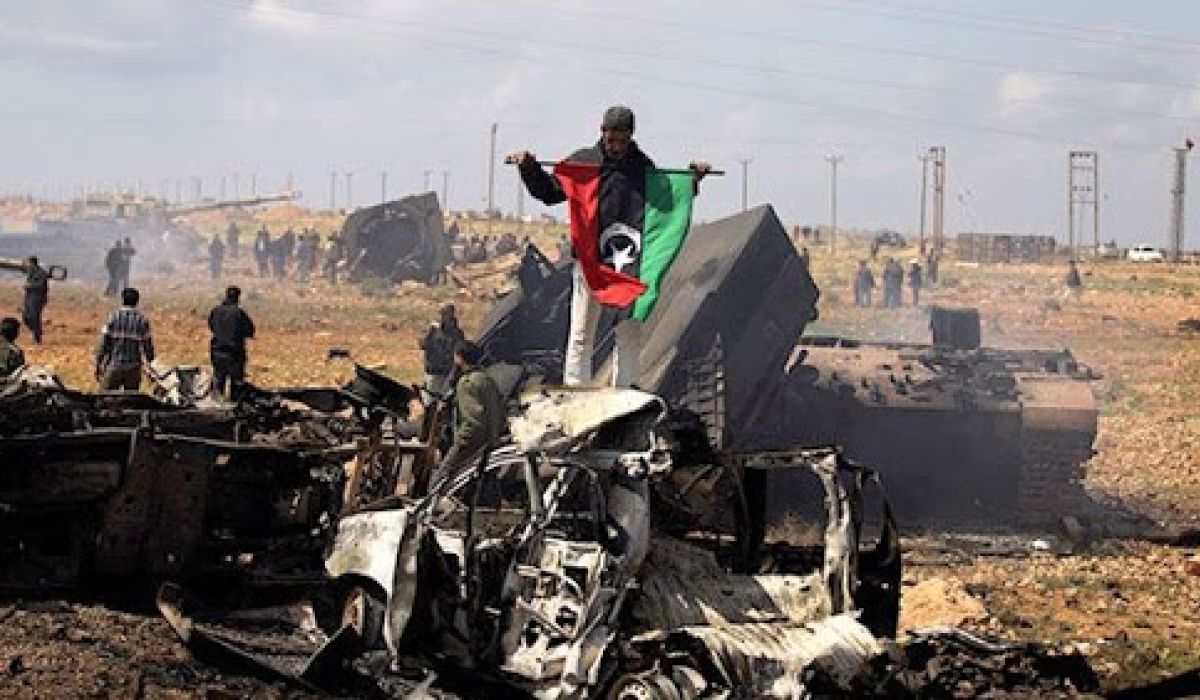 اقتصاد الحرب واقتسام الغنيمة بين أمراء الحروب .. وسماسرة إعادة الإعمار