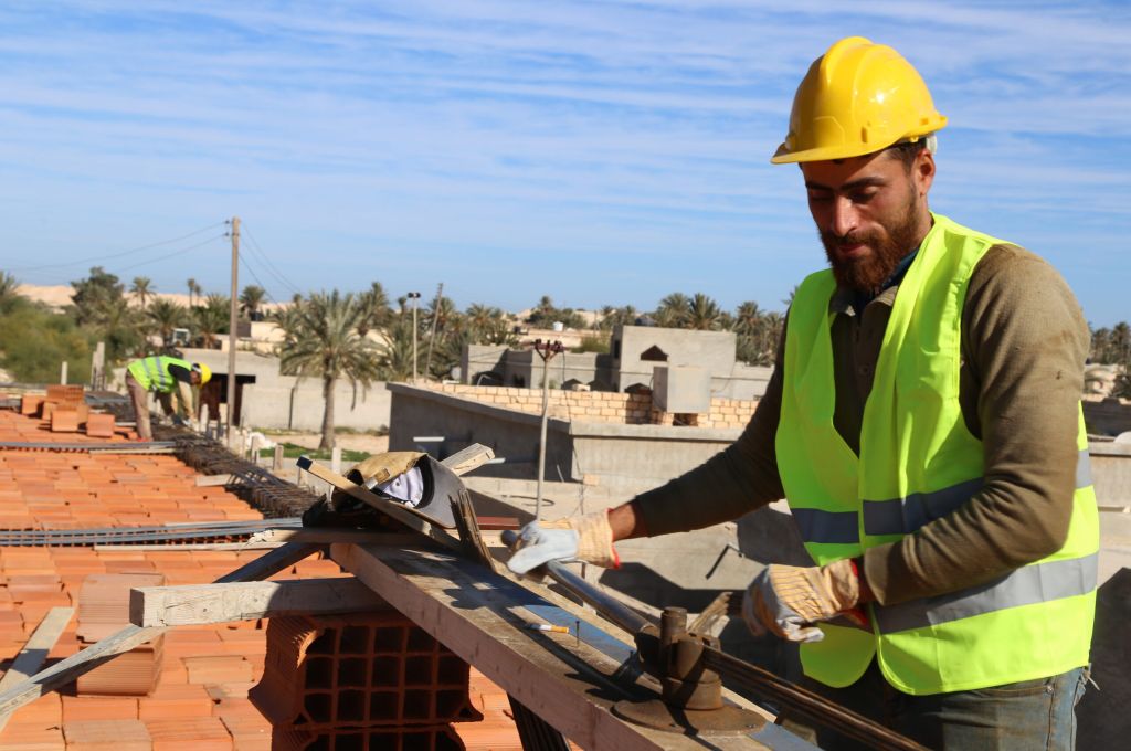 "الجراي"يطالب برفع أقصى درجات الحس الأمني بميناء طرابلس البحري
