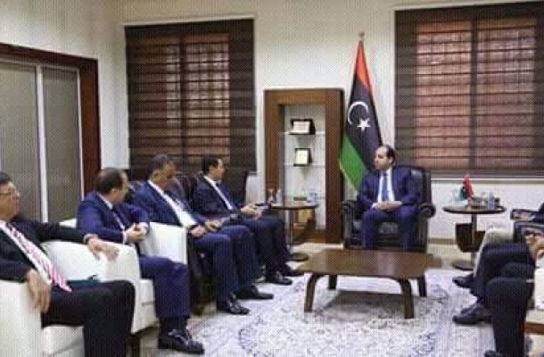 صحيفة ديلي ميل البريطانية : ضربة أخرى لقطاع النفط والغاز في ليبيا