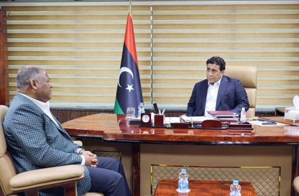 "الكبير" يبحث مع مكتب الشرق الأوسط وشمال أفريقيا بوزارة الخزانة الأمريكية عدة مواضيع