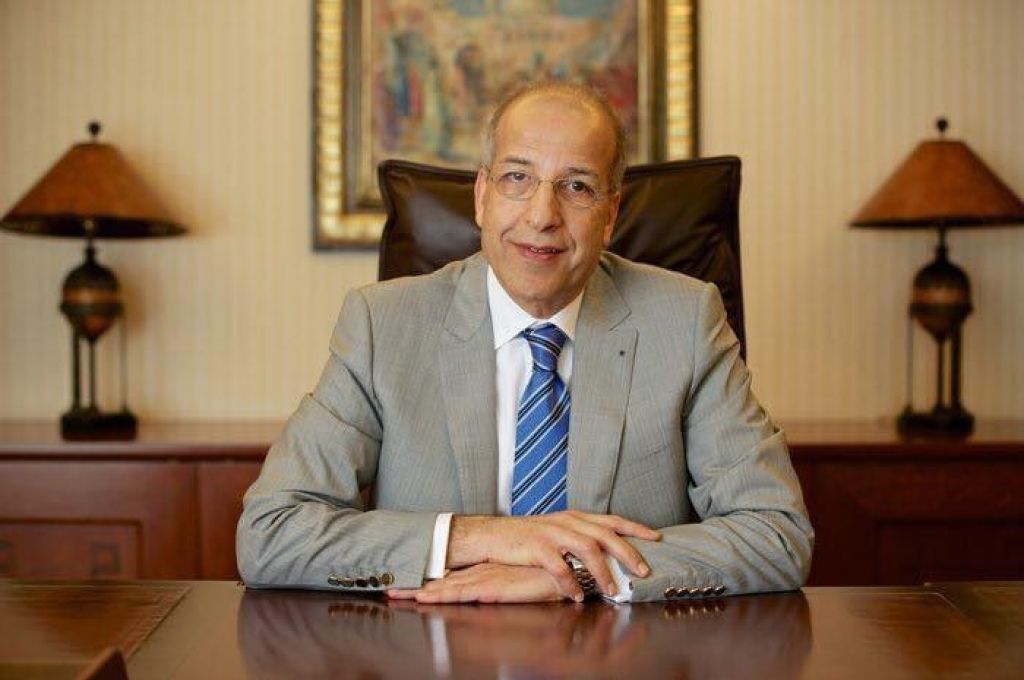 خاص.. فريق السيولة بالمركزي يفصح عن تسليم 15 مليون لفروع شمال أفريقيا بالجنوب