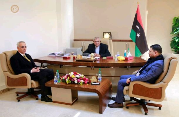 "الدبيبة" يوجه بالفتح الفوري للحقول المغلقة