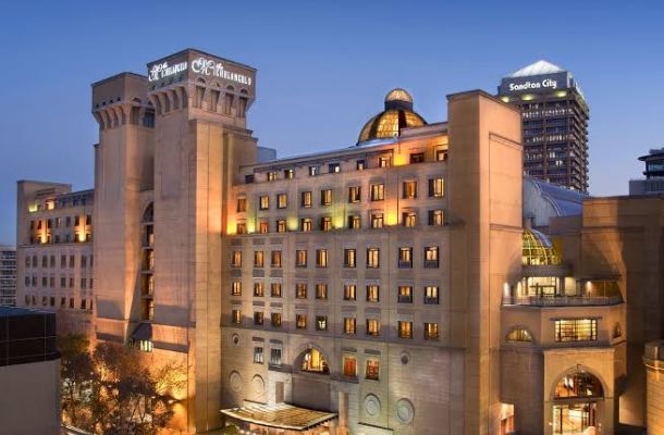 خاص.. "القريو" لصدى: مؤسسة الاستثمار تناقش نقل الطاقة مابين ليبيا ودول جنوب أوروبا