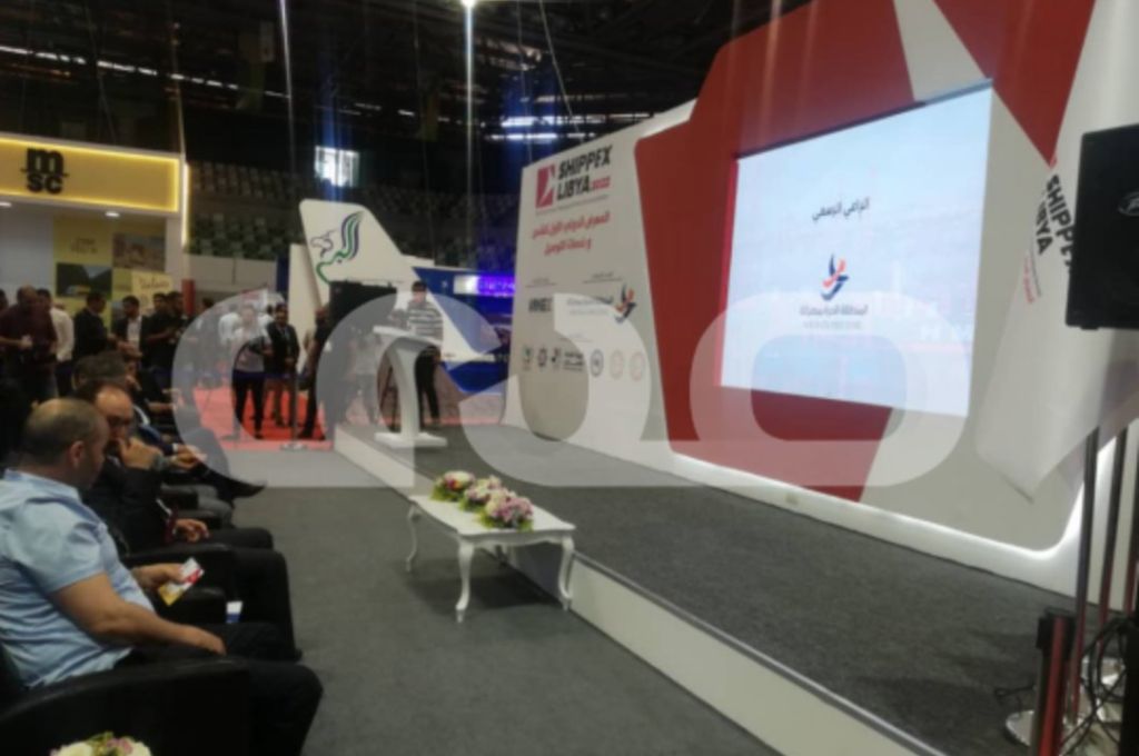 "دومة" يبحث حلحلة الصعوبات التي يوجهها جهازين استثمار النهر الصناعي بنغازي والوسطى