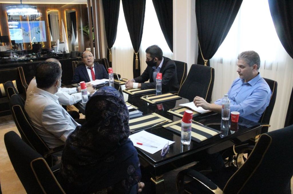 الخليج العربي تبحث تنفيذ برامج الميزانية الاستثنائية بالشركة