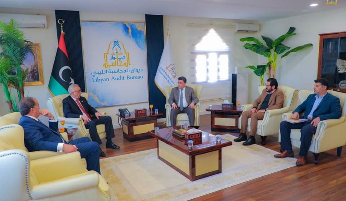 خلال اجتماعه مع وزير الإسكان والتعمير.. "شكشك" يؤكد على أهمية معالجة الاشكاليات التي يعاني منها قطاع الإسكان