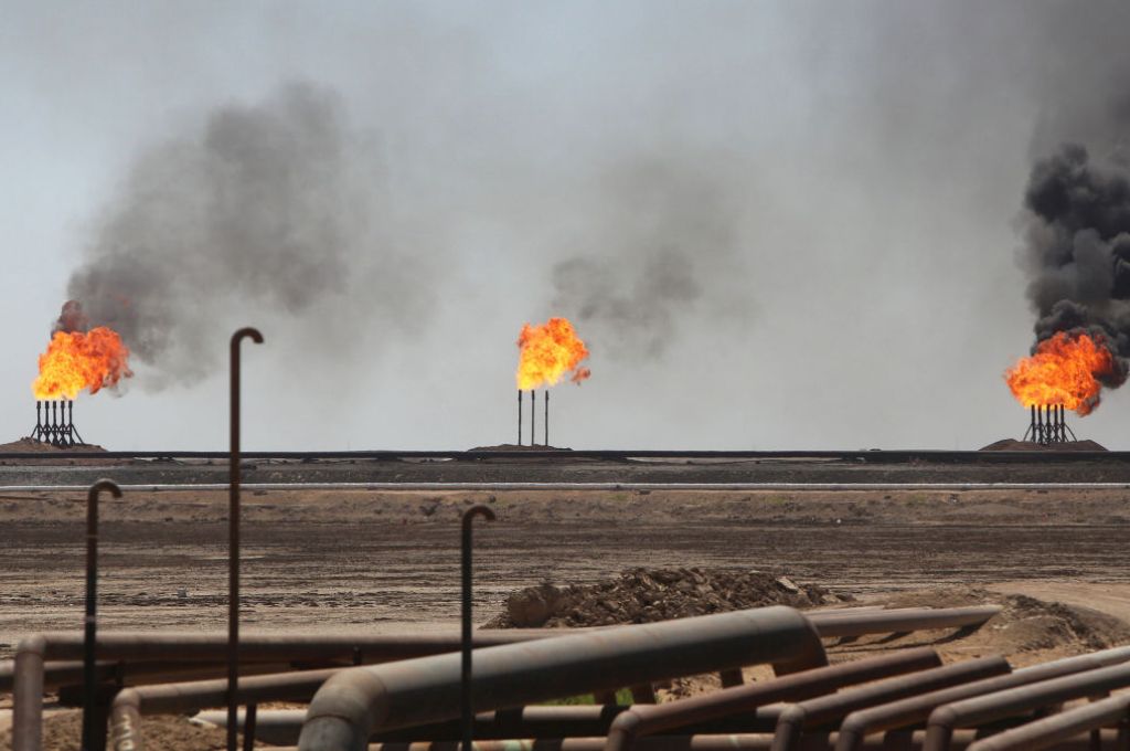 "أويل برايس": من سينتصر في الحرب على نفط ليبيا؟