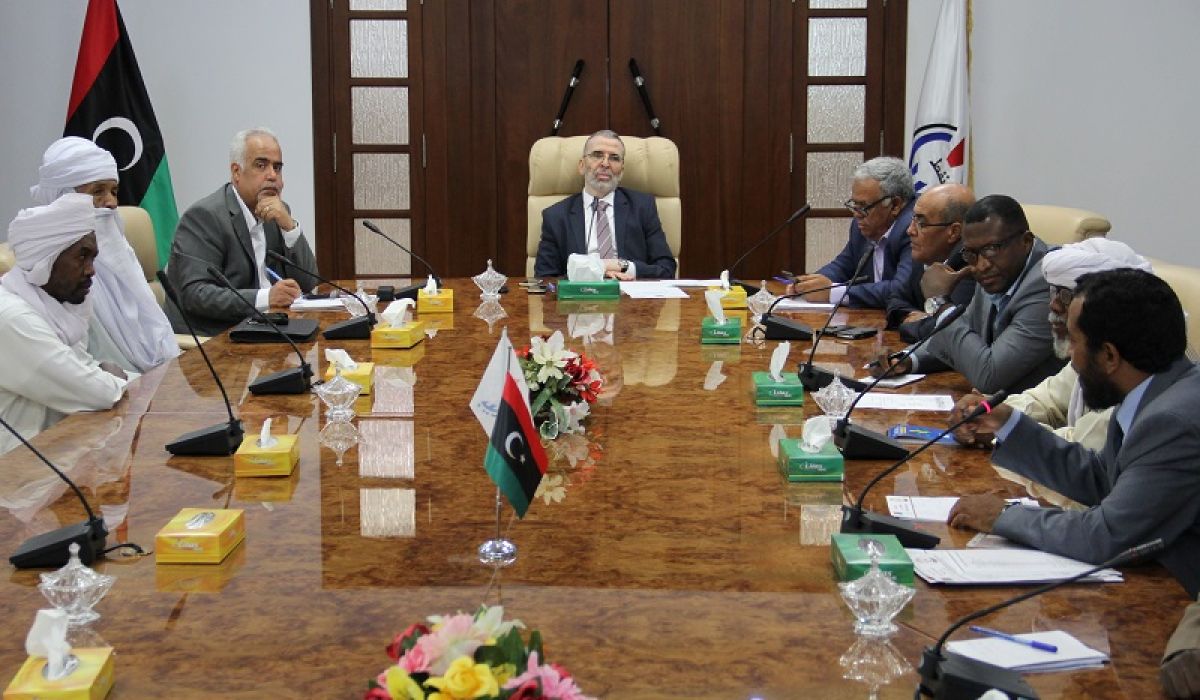 لقاء رئيس مجلس الإدارة بعميد البلدية واعيان وحكماء مدينة اوباري