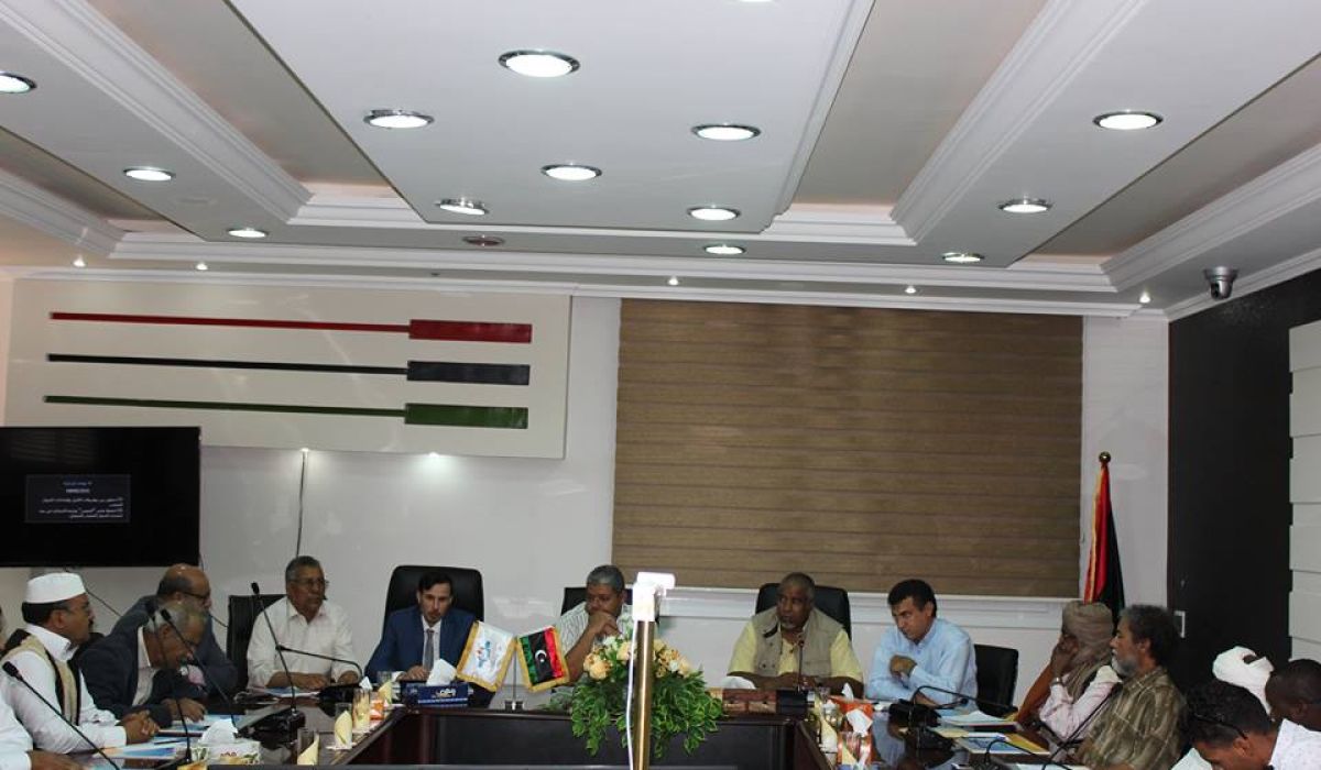 اجتماع في البريقة لحل مشاكل الوقود في الجنوب