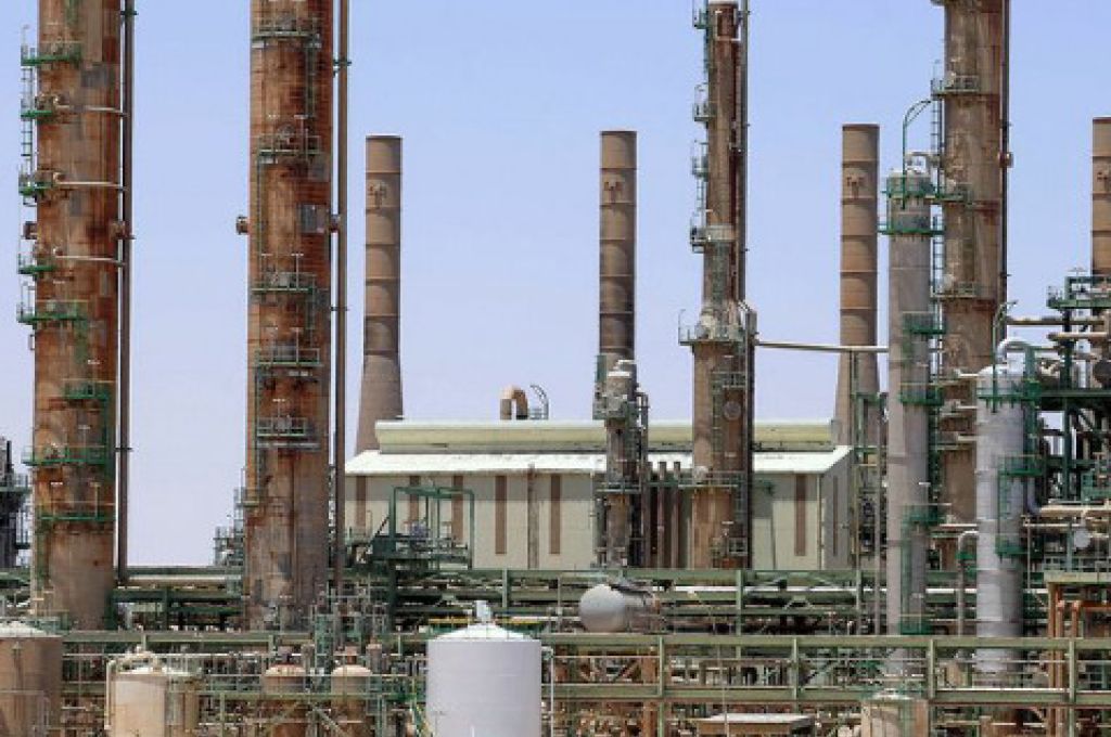 متطوعون ينقذون 114 مهاجرا قبالة السواحل الليبية