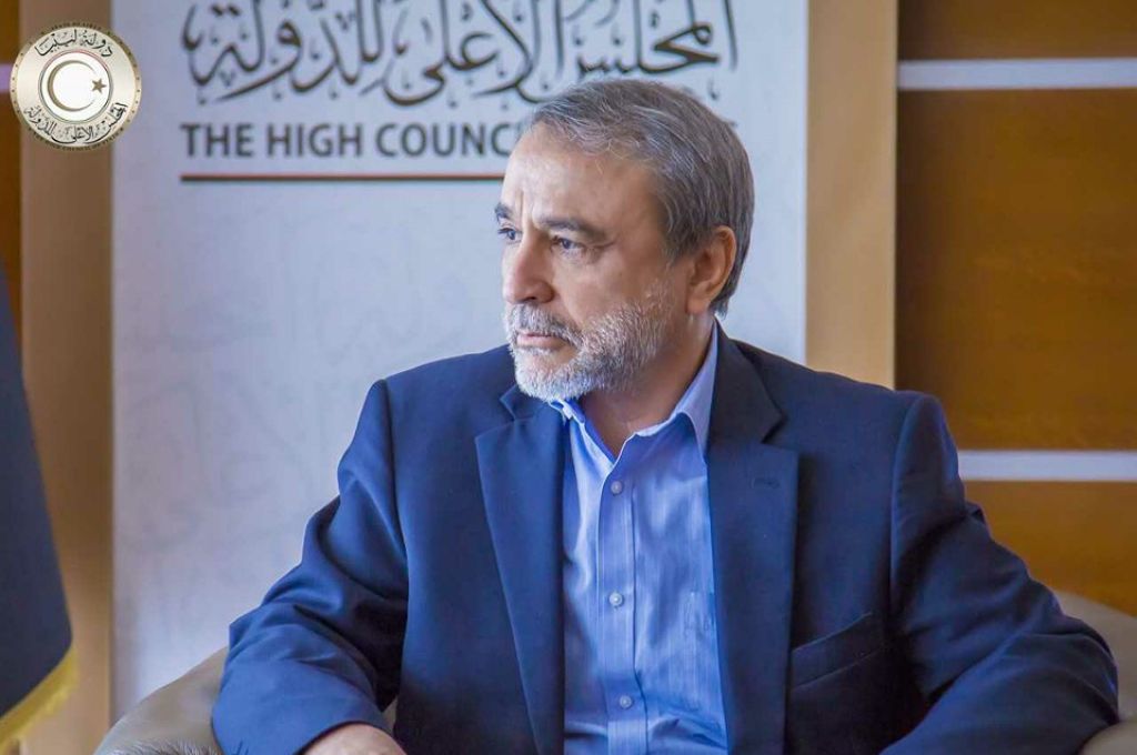 السراج يوافق على 299 معاملة لاستيراد الأدوية والمعدات والمستلزمات الطبية ضمن الموازنة الاستيرادية