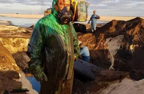 جمارك طرابلس ترصد مخالفات بميناء الخمس البحري