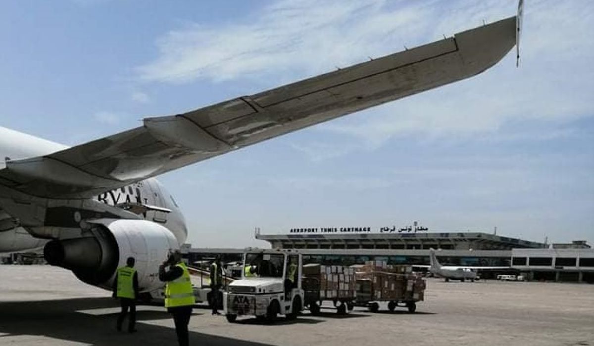 خارجية الوفاق: شحنة من المساعدات الطبية الصينية تصل طرابلس