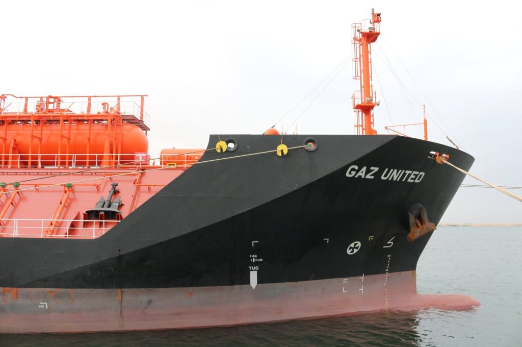 السراج يوافق على 299 معاملة لاستيراد الأدوية والمعدات والمستلزمات الطبية ضمن الموازنة الاستيرادية