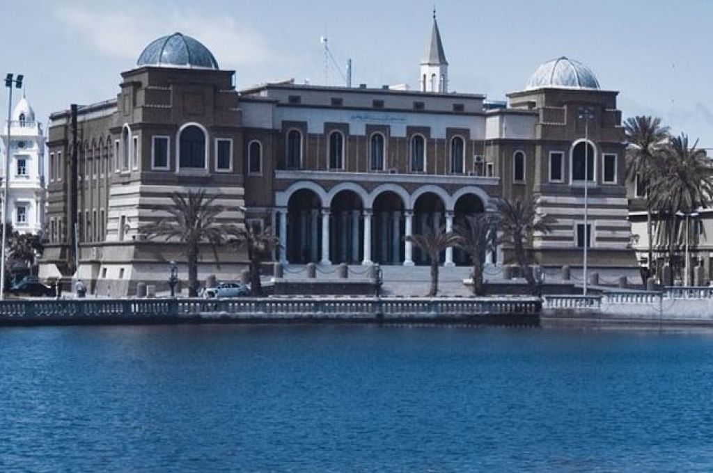 "أبو جناح" يبحث ملف مشاريع الصحة المتوقفة ببلدية الزاوية