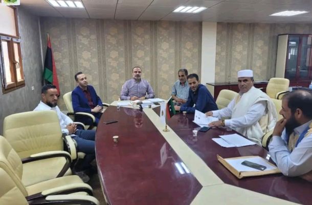 "عون" يبحث بخصوص الإقفالات بهدف مناقشة الجهات المسببة في إقفال النفط والغاز