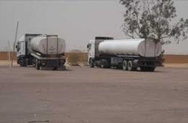 صنع الله يجتمع بسعادة السفير الإيطالي لدى ليبيا