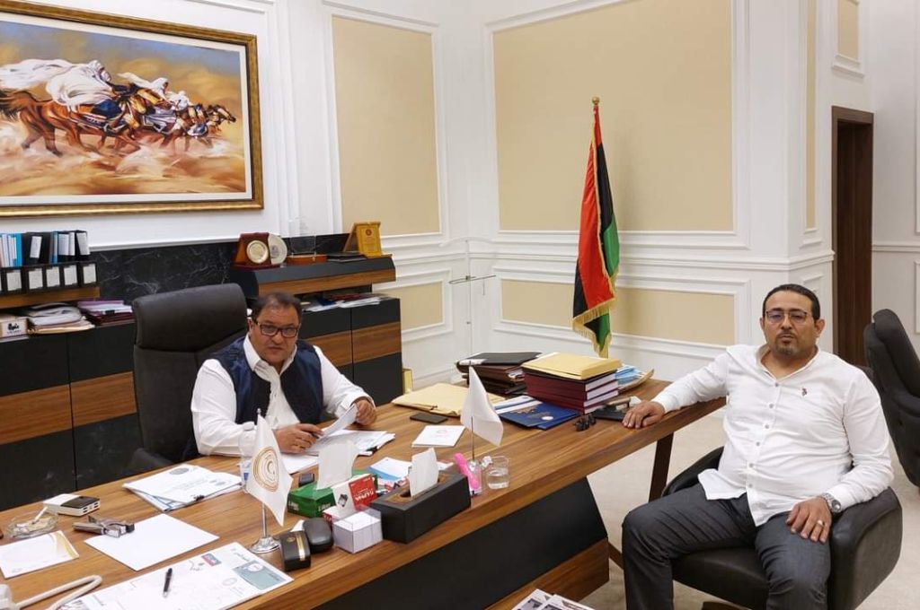 نقابة موظيفي كلية الفنون والإعلام تؤكد الموافقة على زيادة مرتبات موظفي الجامعات